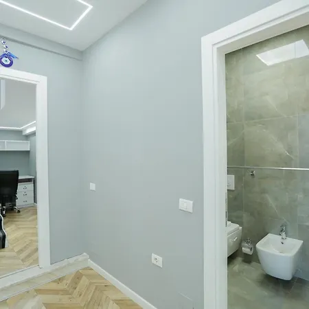 Miku Apartments-luxury View At Wilson Square