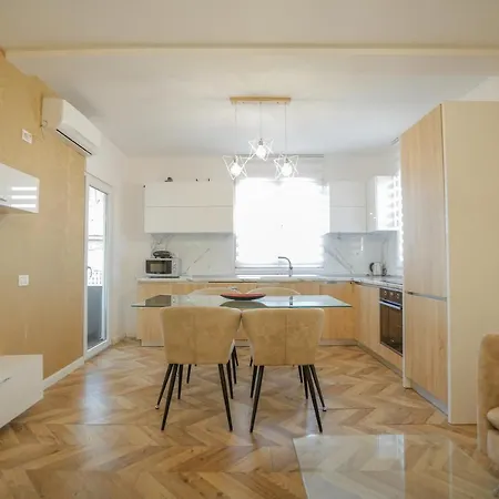 Appartamento Miku Apartments-luxury View At Wilson Square