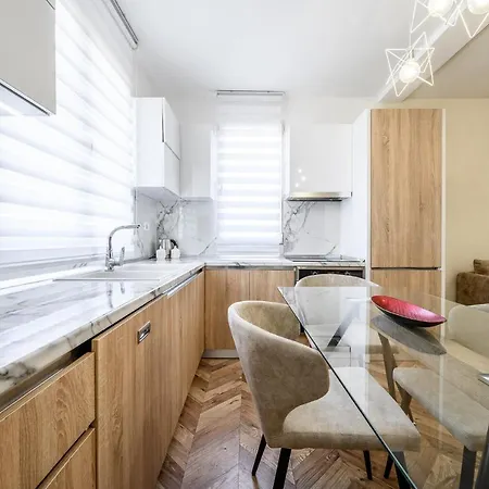 Appartamento Miku Apartments-luxury View At Wilson Square