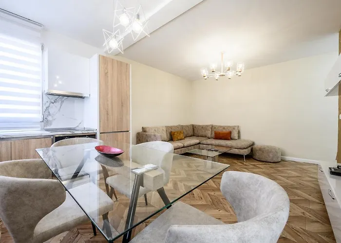 Miku Apartments-luxury View At Wilson Square 아파트 *