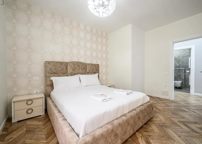 Miku Apartments-luxury View At Wilson Square * 티라나